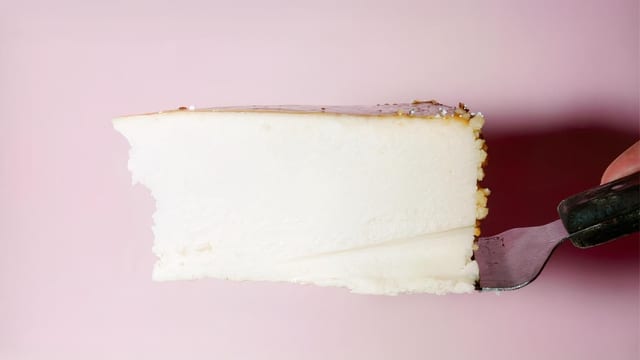 Plain NY Style Cheesecake.