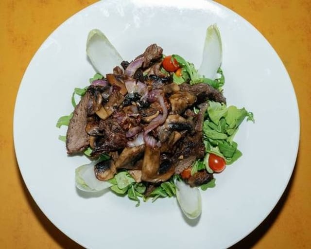 Steak Bistro Salad.